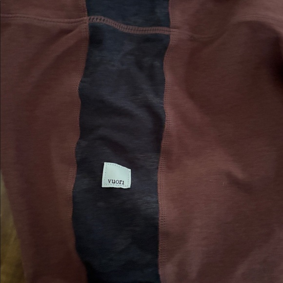 Vuori✨ Halo Aspire Elevation Legging✨Cedar Heather Grey Stripe✨Size Large - Picture 6 of 6